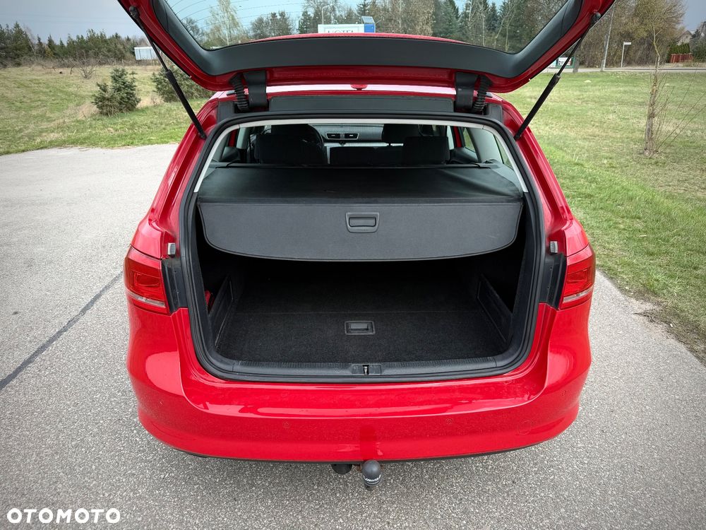 Volkswagen Passat 1.6 TDI DPF BlueMot Trendline - 9