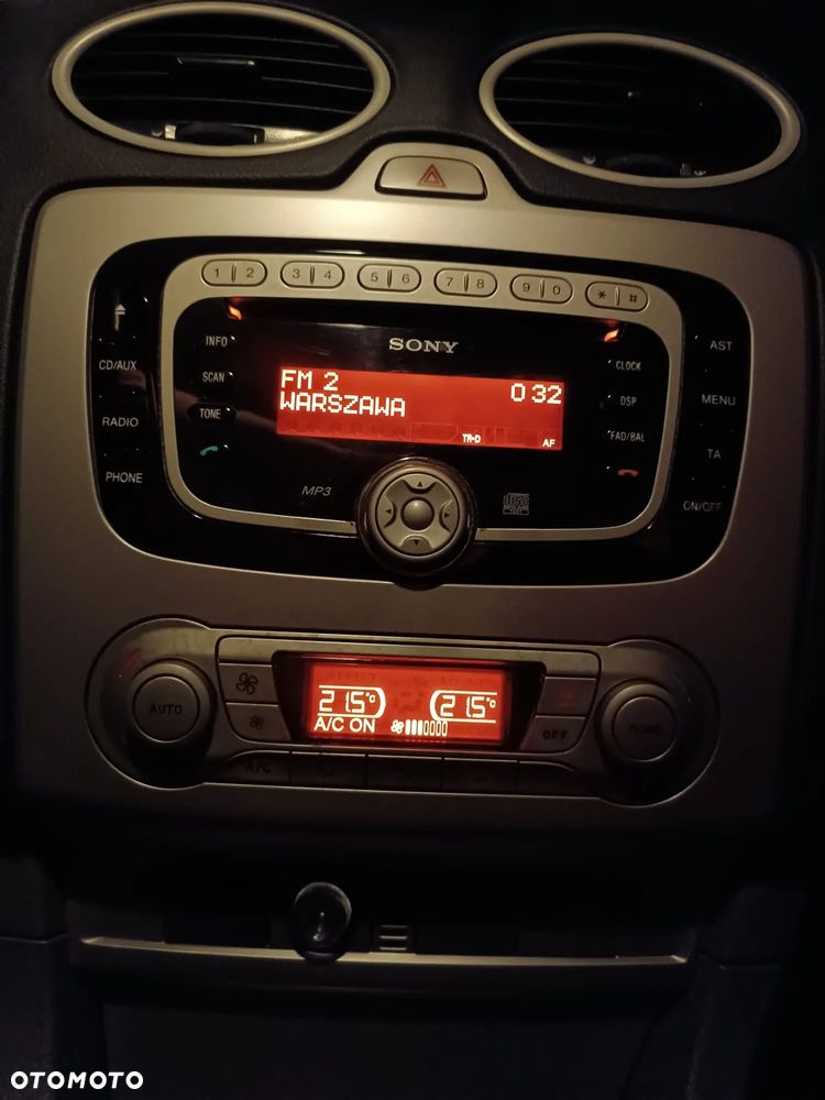 Ford Focus 2.0 Trend - 10