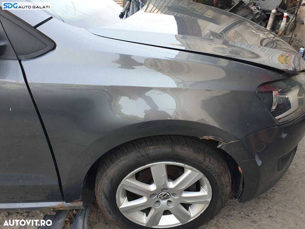 Aripa Dreapta Fata cu DEFECT Volkswagen Polo 6R 2009 - 2016 Culoare LD7R [1455] - 1