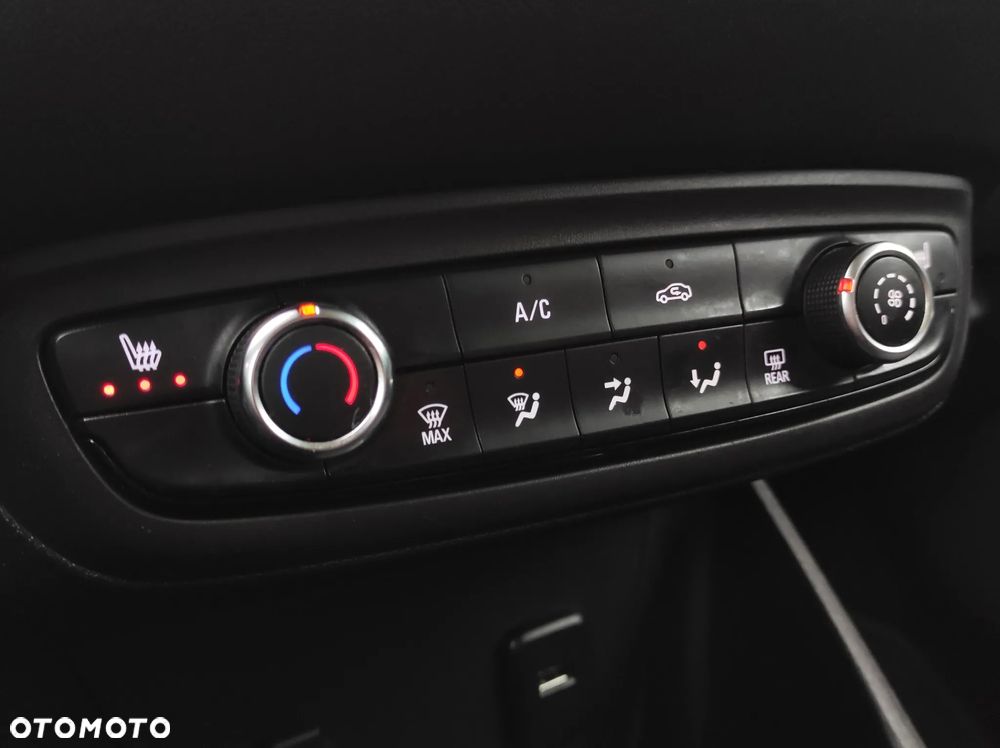 Opel Crossland X 1.6 Ultimate - 14