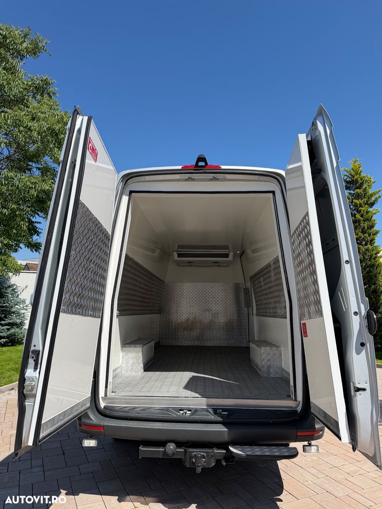 Mercedes-Benz Sprinter 317 CDI 170CP L3H2 RWD 9AT+ - 23