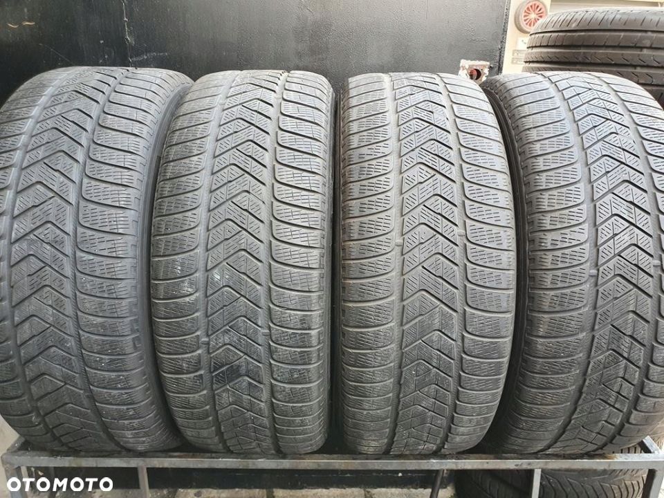 255/60R18 Pirelli Scorpion Winter komplet opon - 1