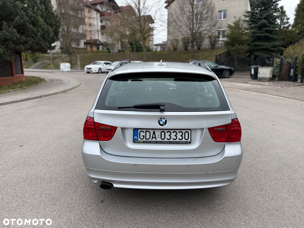 BMW Seria 3 320d Efficient Dynamics - 7