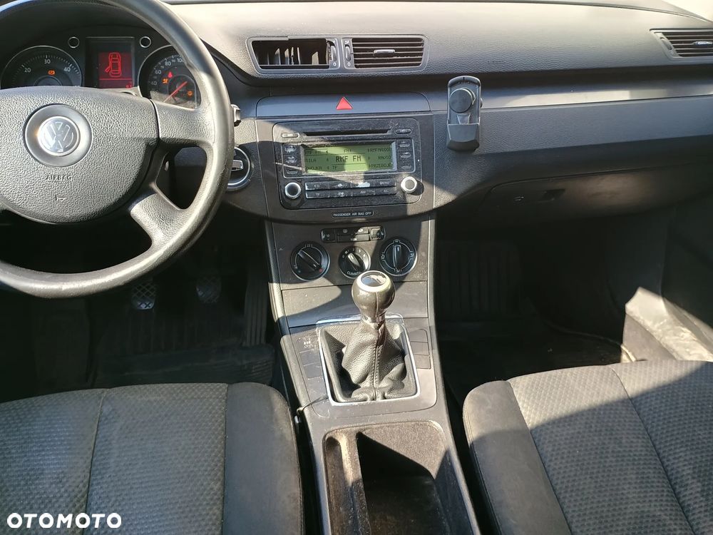 Volkswagen Passat - 5