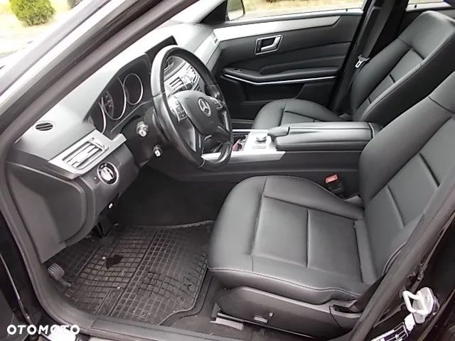 Mercedes-Benz Klasa E 200 BlueTEC 7G-TRONIC Classic - 19