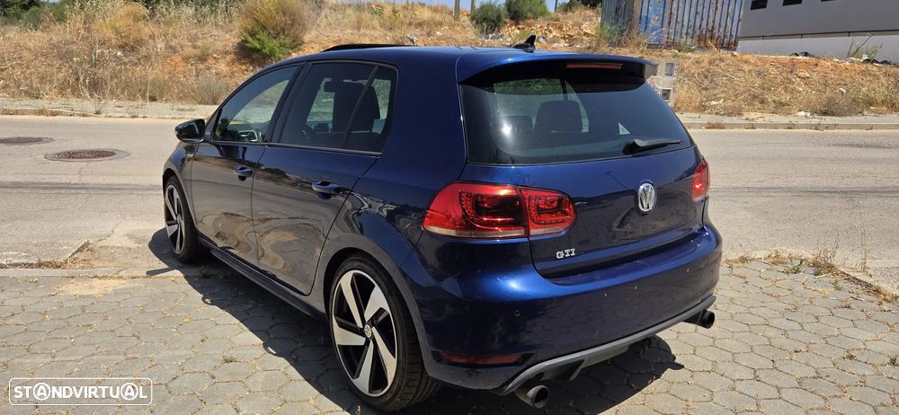 VW Golf 2.0 GTI DSG - 7