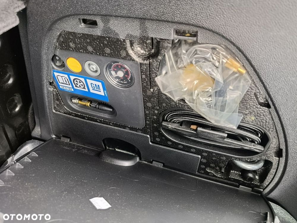 Opel Corsa - 23