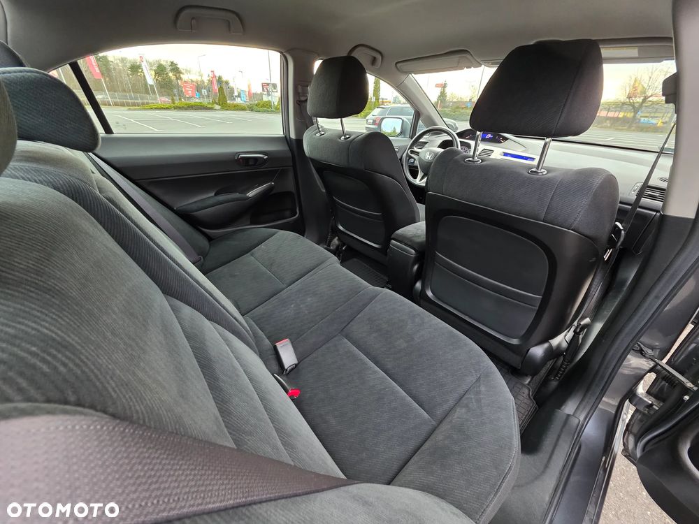 Honda Civic 1.8 Comfort - 17