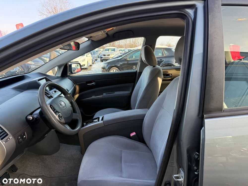 Toyota Prius 1.5 VVT-i Prestige - 19