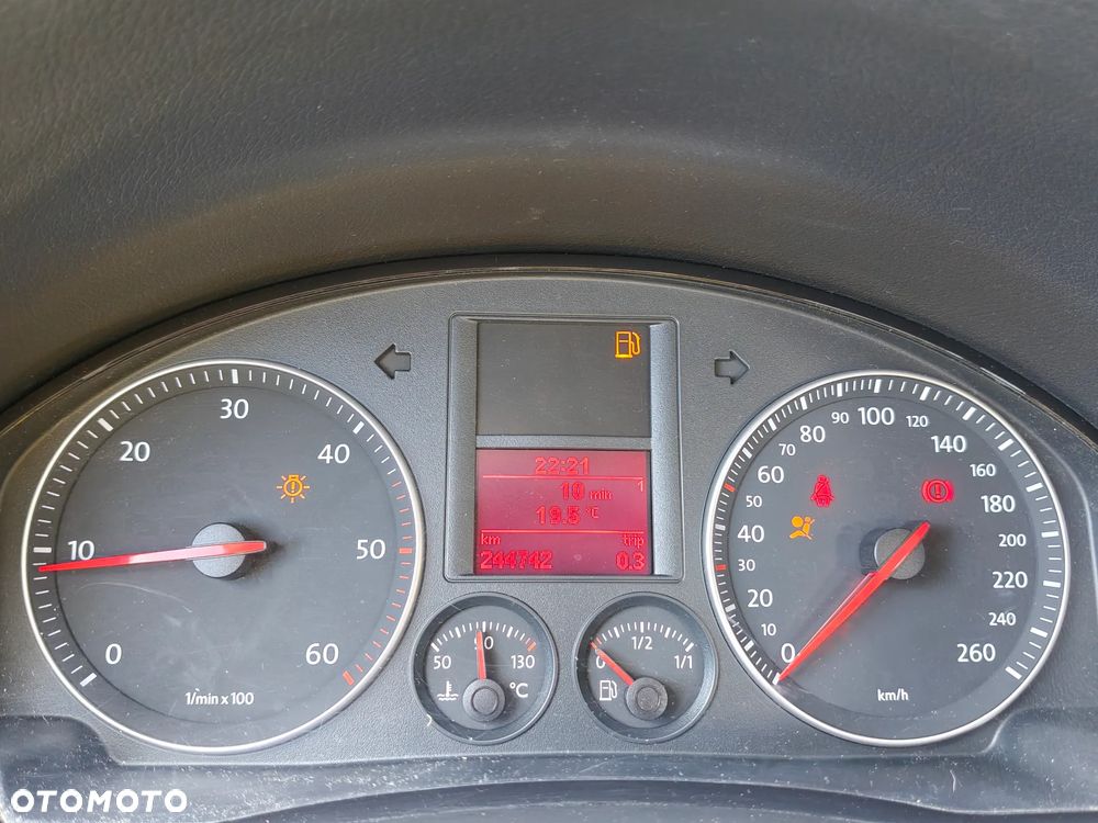 Volkswagen Golf Plus 1.9 TDI Goal - 22