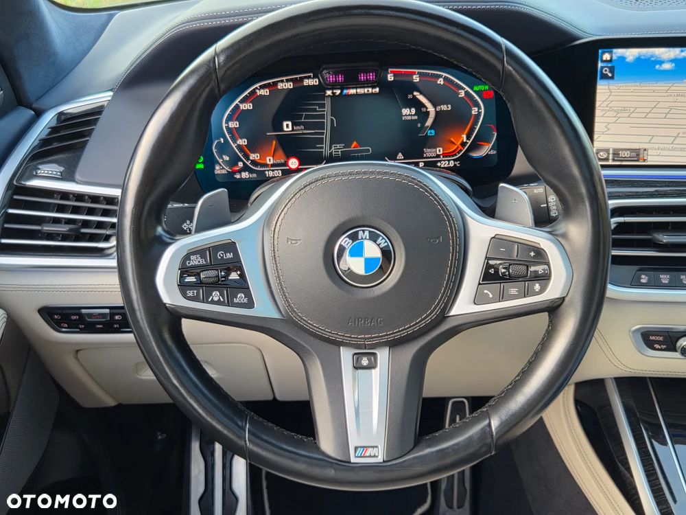 BMW X7 - 22