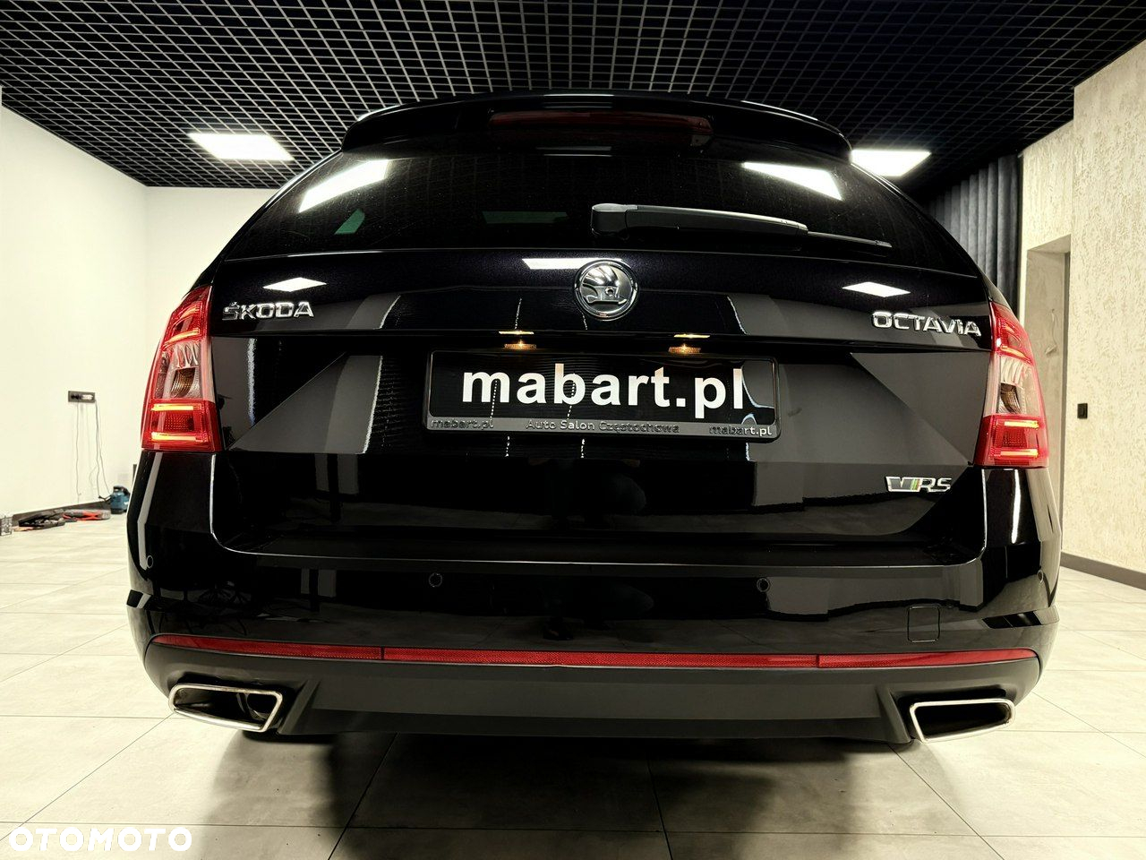 Skoda Octavia Combi 2.0 TDI DSG RS - 17