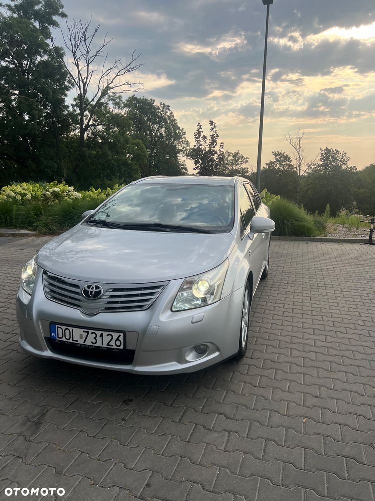Toyota Avensis 2.2 D-CAT Prestige - 1