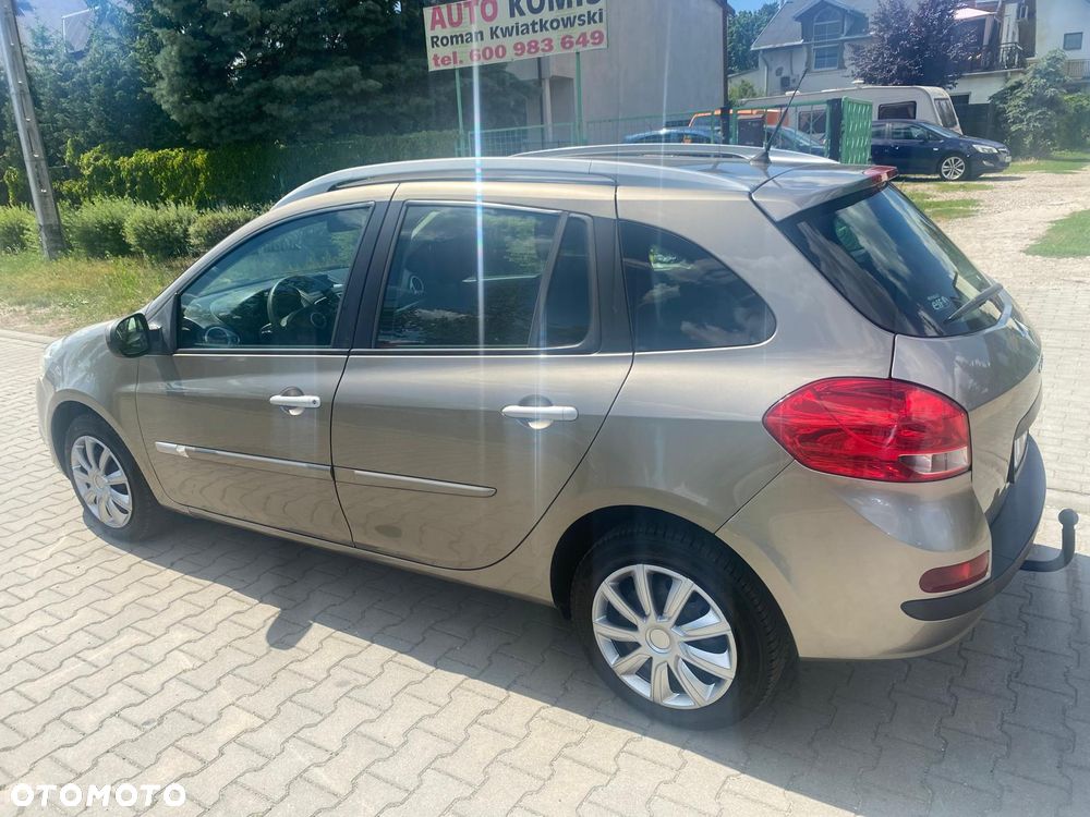 Renault Clio 1.2 16V Wind - 9