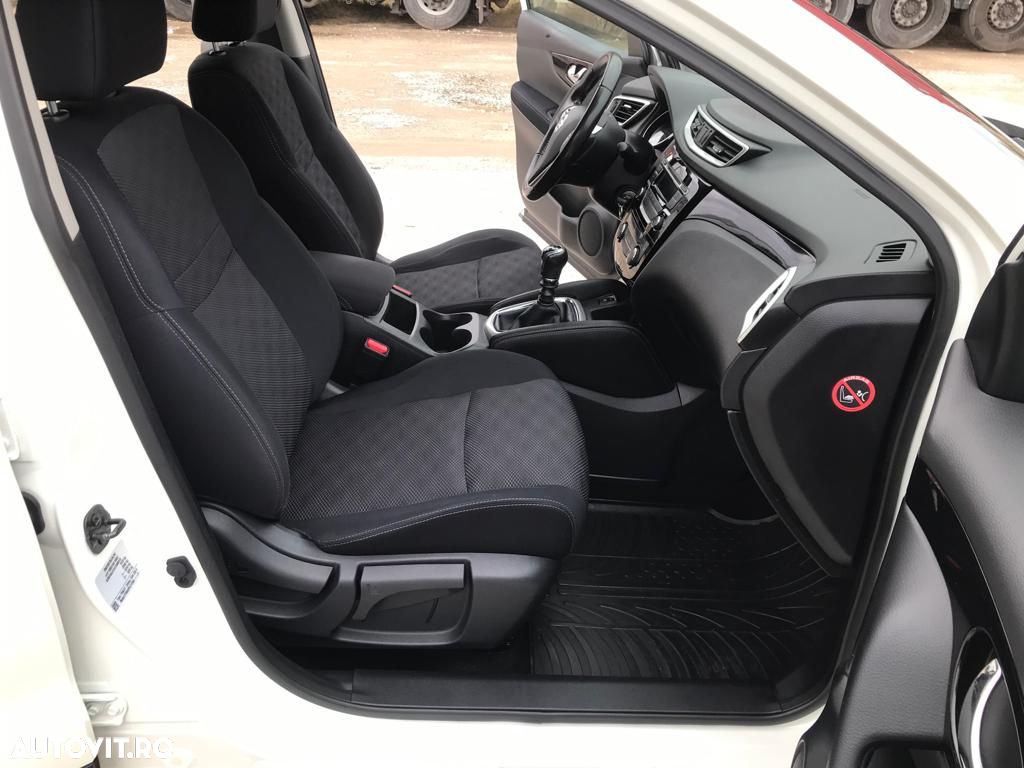 Nissan Qashqai 1.5 DCI N-Connecta - 9