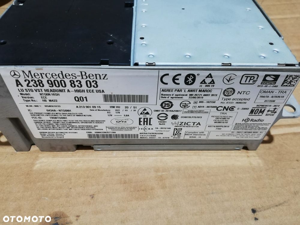 Mercedes-Benz Nawigacja Multimedia A2389008303 - 2
