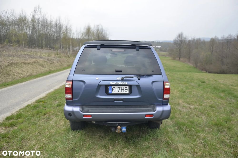 Nissan Pathfinder - 15