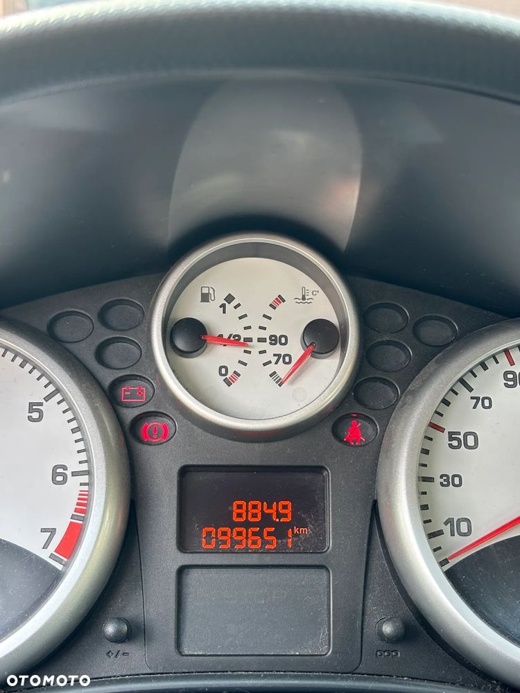 Peugeot 207 1.4 Trendy - 6