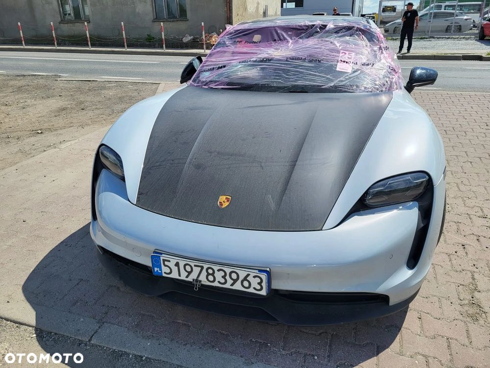 Porsche Taycan Sport Performancebatterie Plus - 17