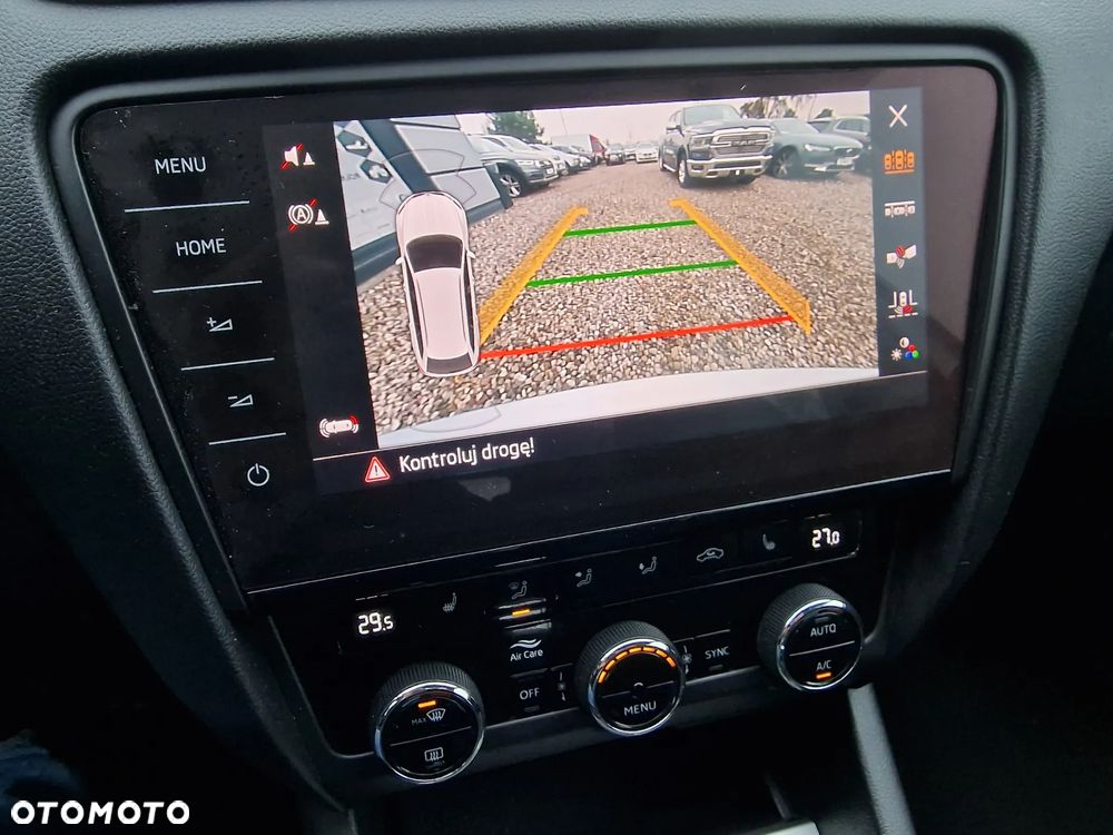 Skoda Octavia 1.6 TDI Style DSG - 21