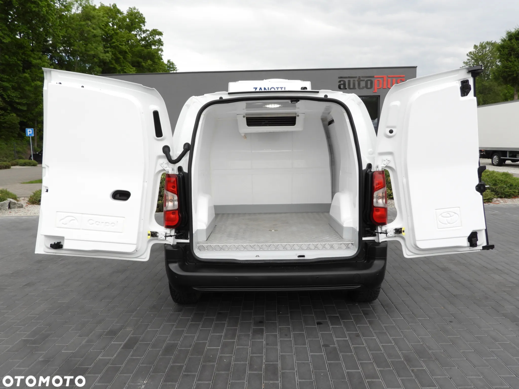 Toyota PROACE CITY  FURGON CHŁODNIA -15*C ZASILANIE 230V TEMPOMAT KLIMATYZACJA 100KM [ 975800 ] - 14
