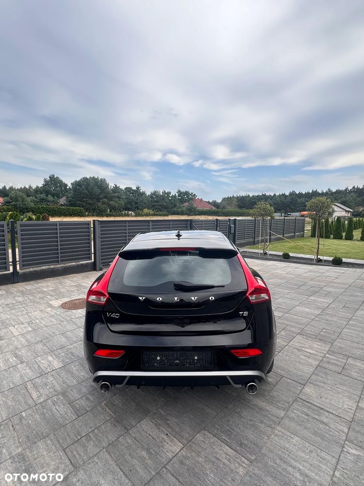 Volvo V40 T2 Drive-E R-Design Momentum - 40