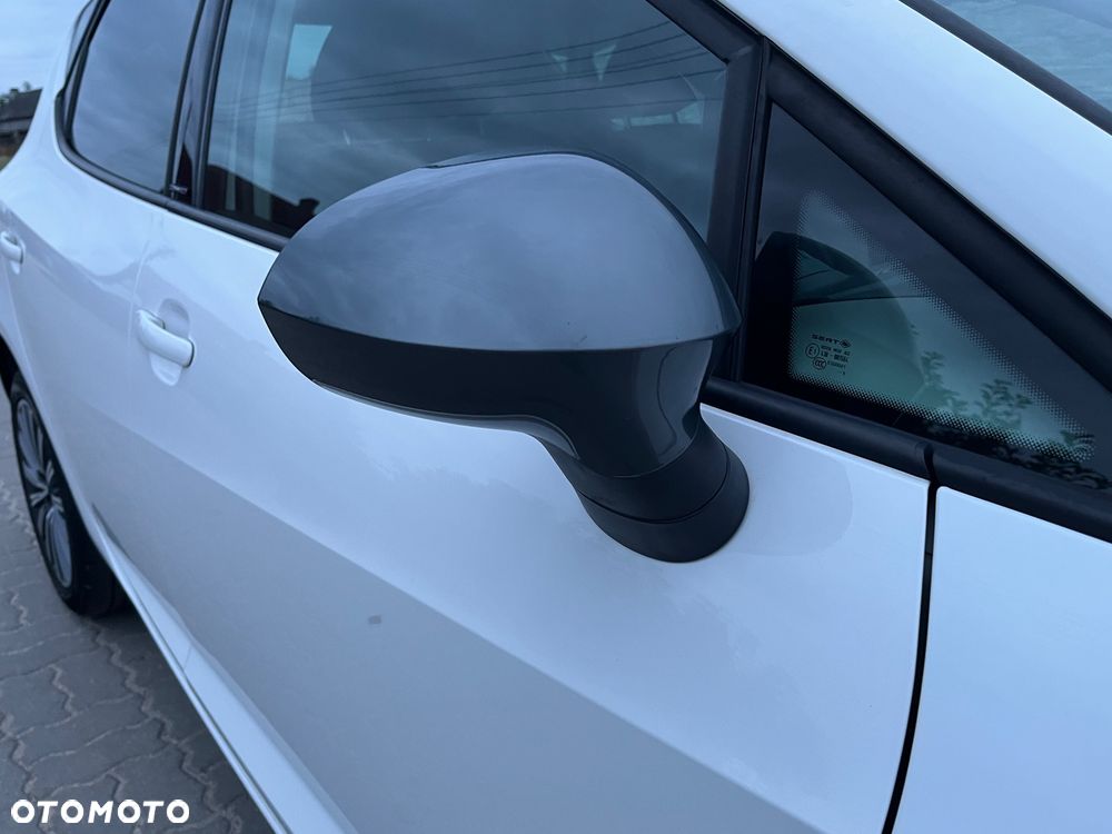 Seat Ibiza 1.2 TSI CONNECT - 33