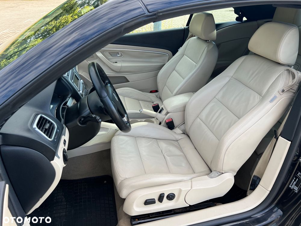 Volkswagen Eos 2.0 TDI DPF Sport & Style - 12