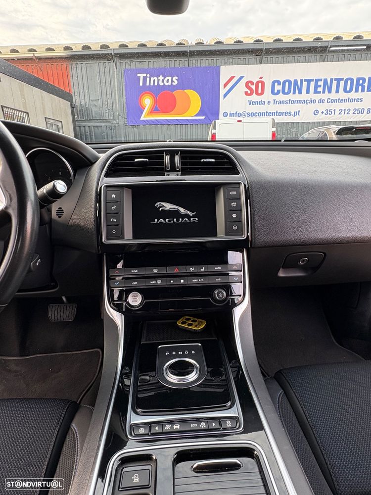 Jaguar XE E-Performance Aut. R-Sport - 5