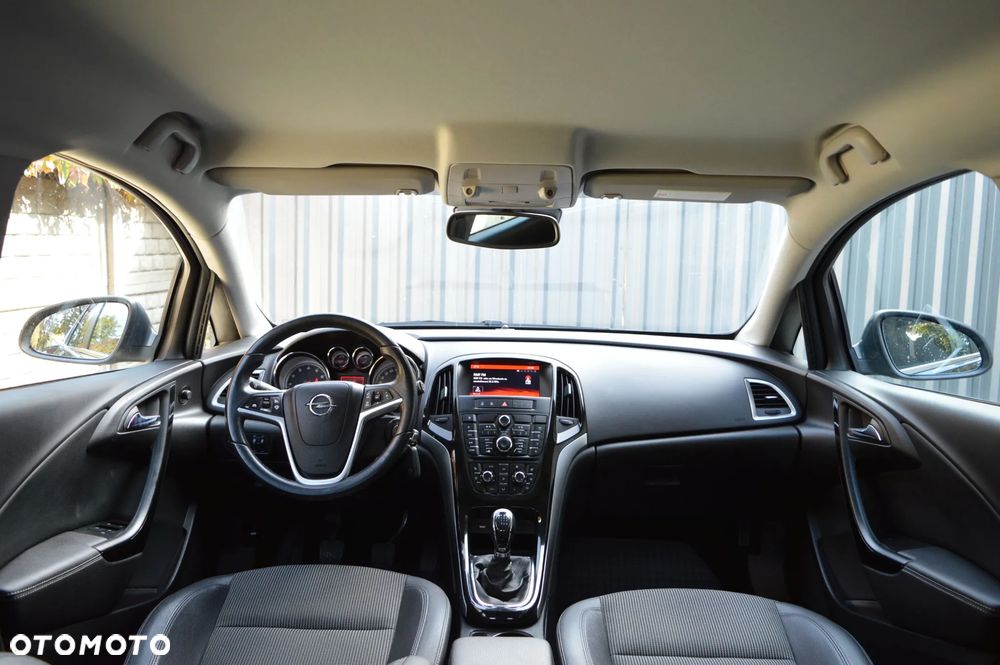 Opel Astra - 16