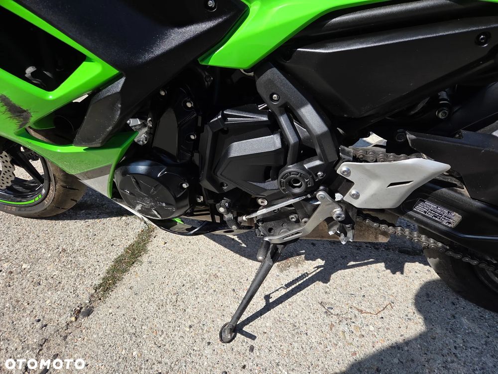 Kawasaki Ninja - 6