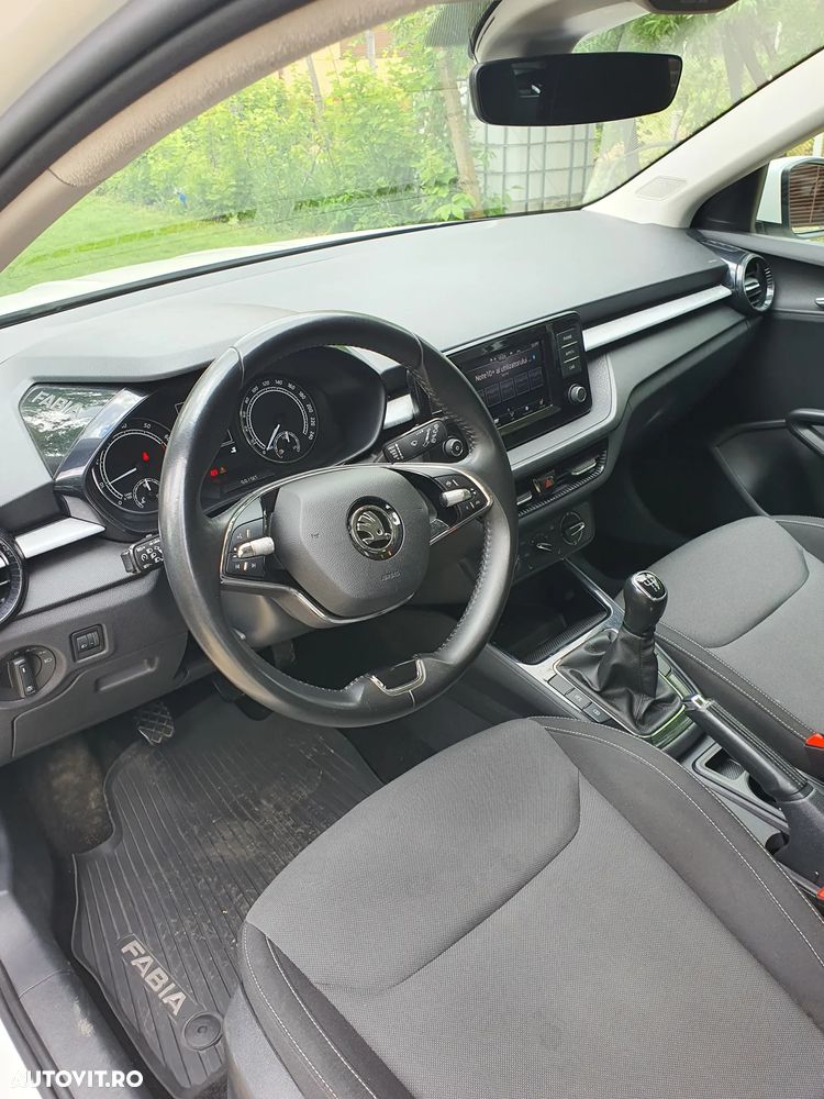 Skoda Fabia 1.0 TSI 95 CP Ambition - 9
