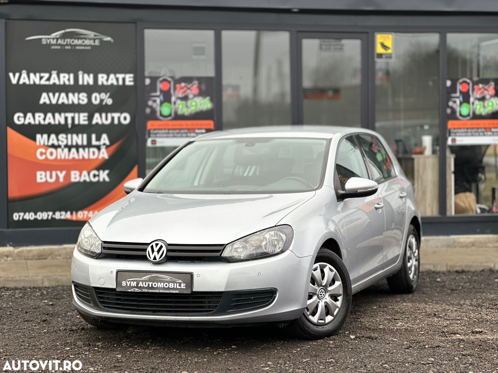 Volkswagen Golf 1.4 TSI BlueMotion Technology Comfortline - 2