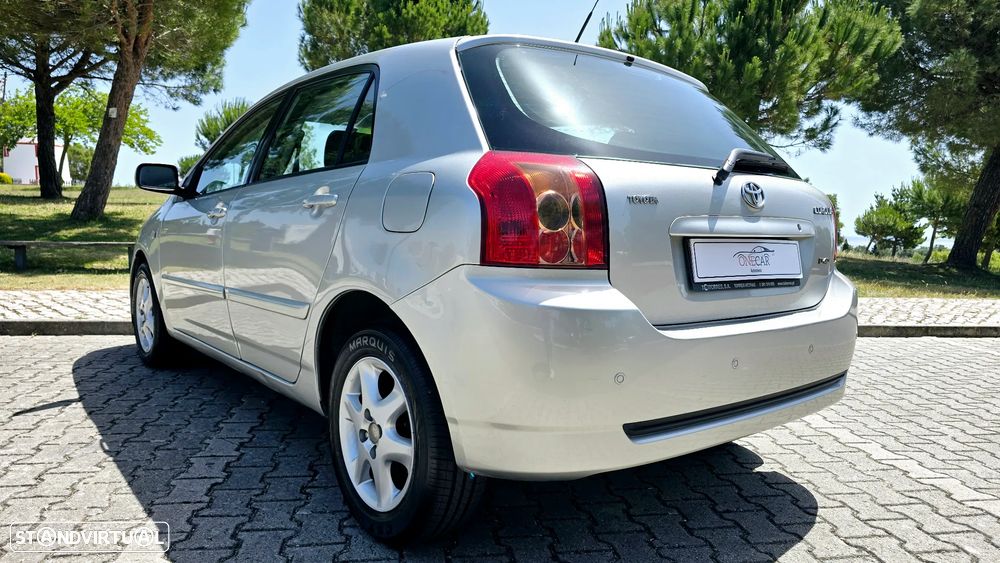 Toyota Corolla 1.4 D-4D Sol - 12