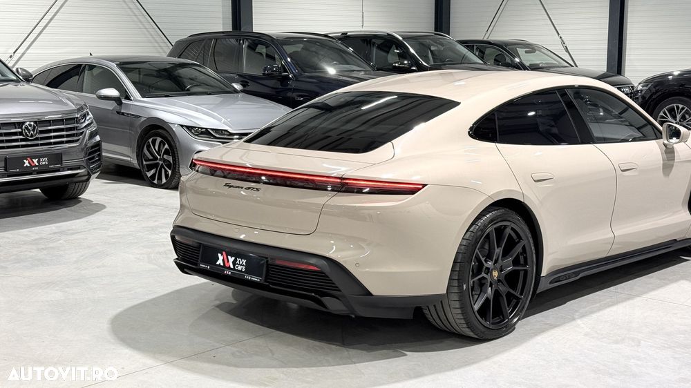 Porsche Taycan GTS Sport - 13