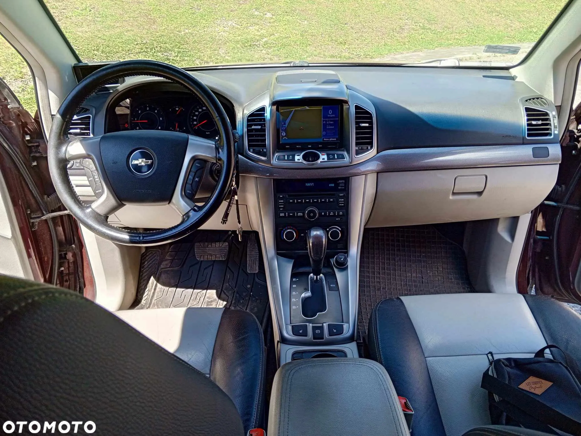 Chevrolet Captiva 2.2 d LTZ - 12
