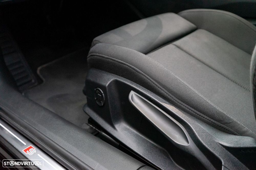 Audi A6 Avant 40 TDI S tronic S line - 26