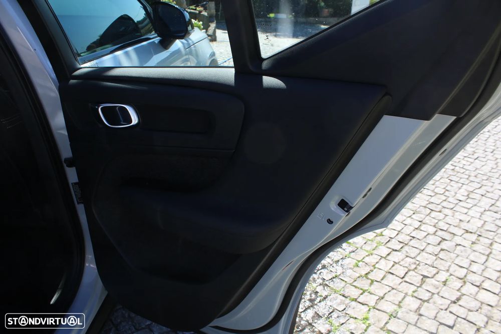 Volvo XC 40 - 26