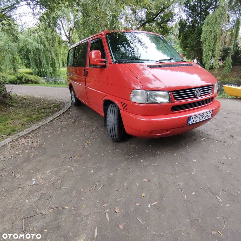Volkswagen Multivan - 2
