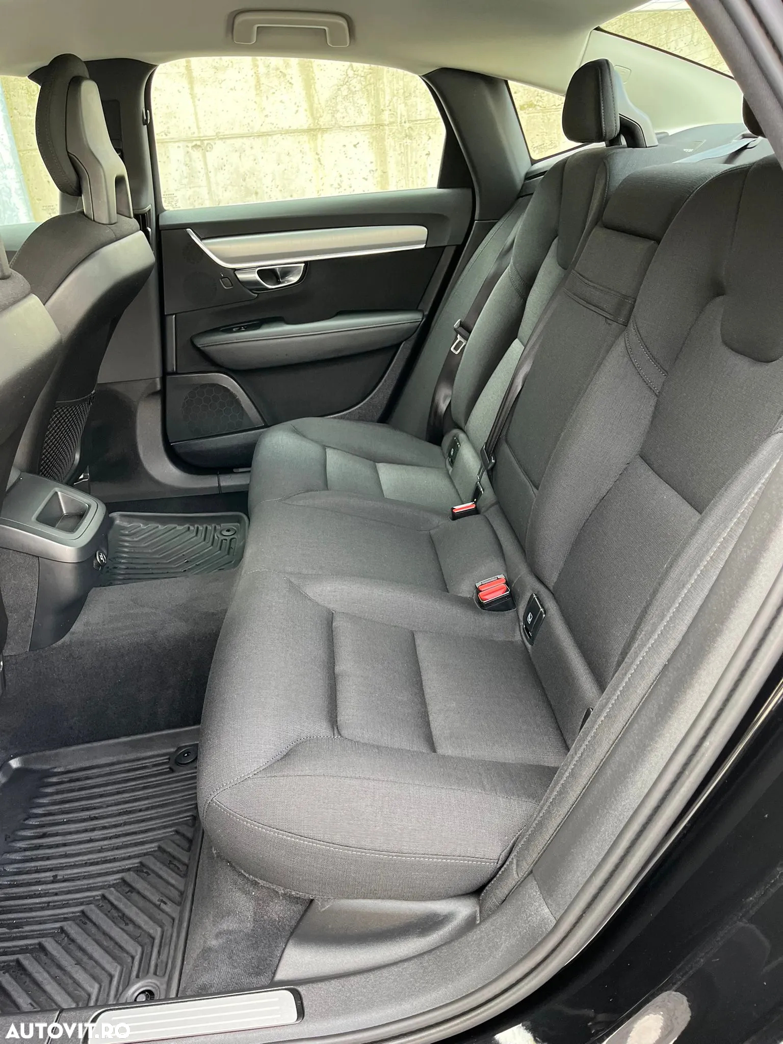 Volvo S90 D4 Geartronic Momentum - 17