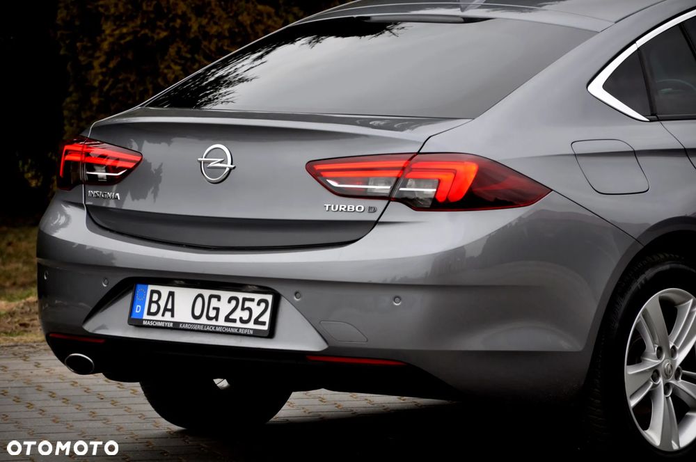 Opel Insignia 2.0 CDTI 4x4 ecoFLEX Start/Stop Business Edition - 19