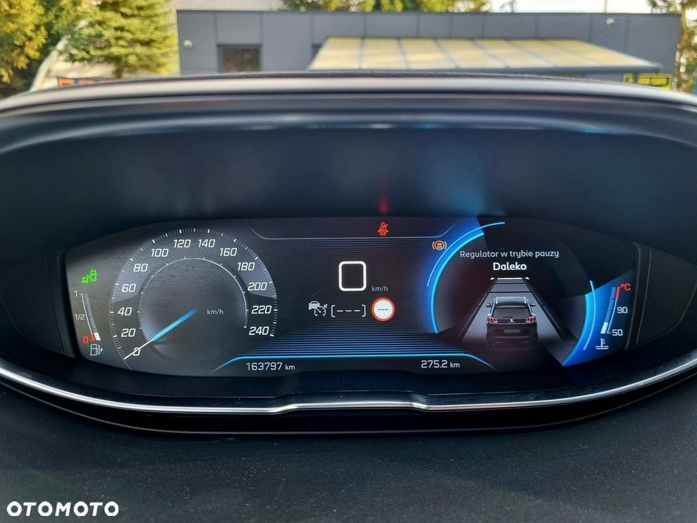 Peugeot 3008 1.5 BlueHDi Allure S&S - 18