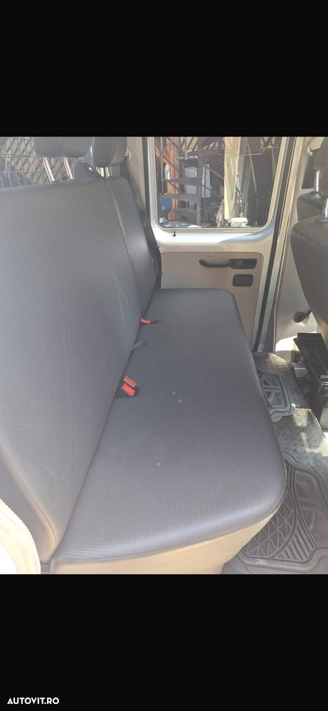 Volkswagen Transporter - 8