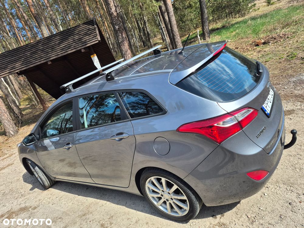 Hyundai i30 i30cw 1.4 CRDi Advantage - 12