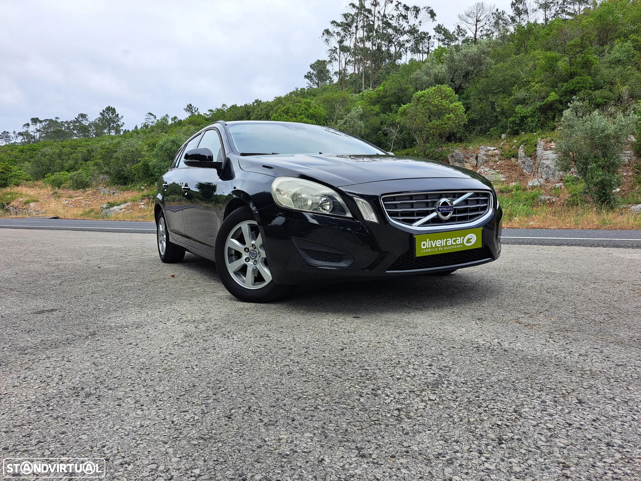 Volvo V60 1.6 D2 Drive Momentum Start/Stop - 9