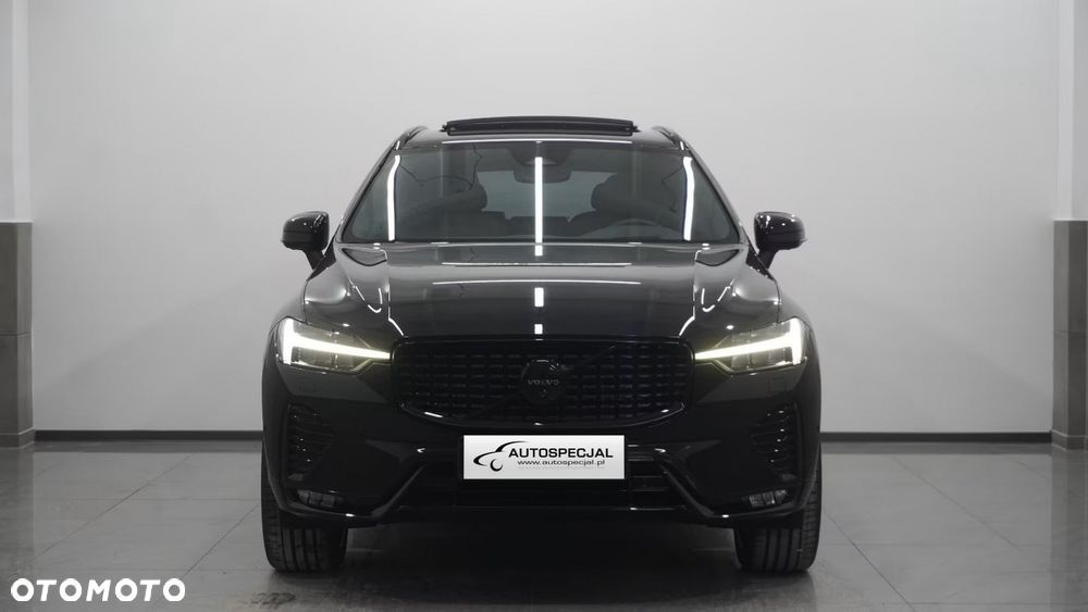 Volvo XC 60 B5 B AWD Ultra Black Edition - 6