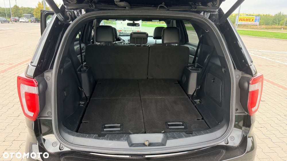 Ford Explorer - 24