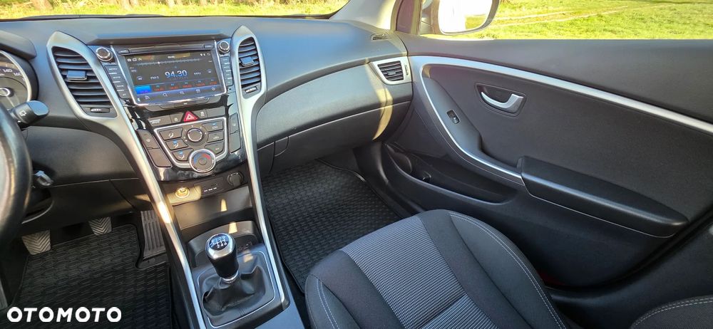 Hyundai i30 1.6 Comfort - 3