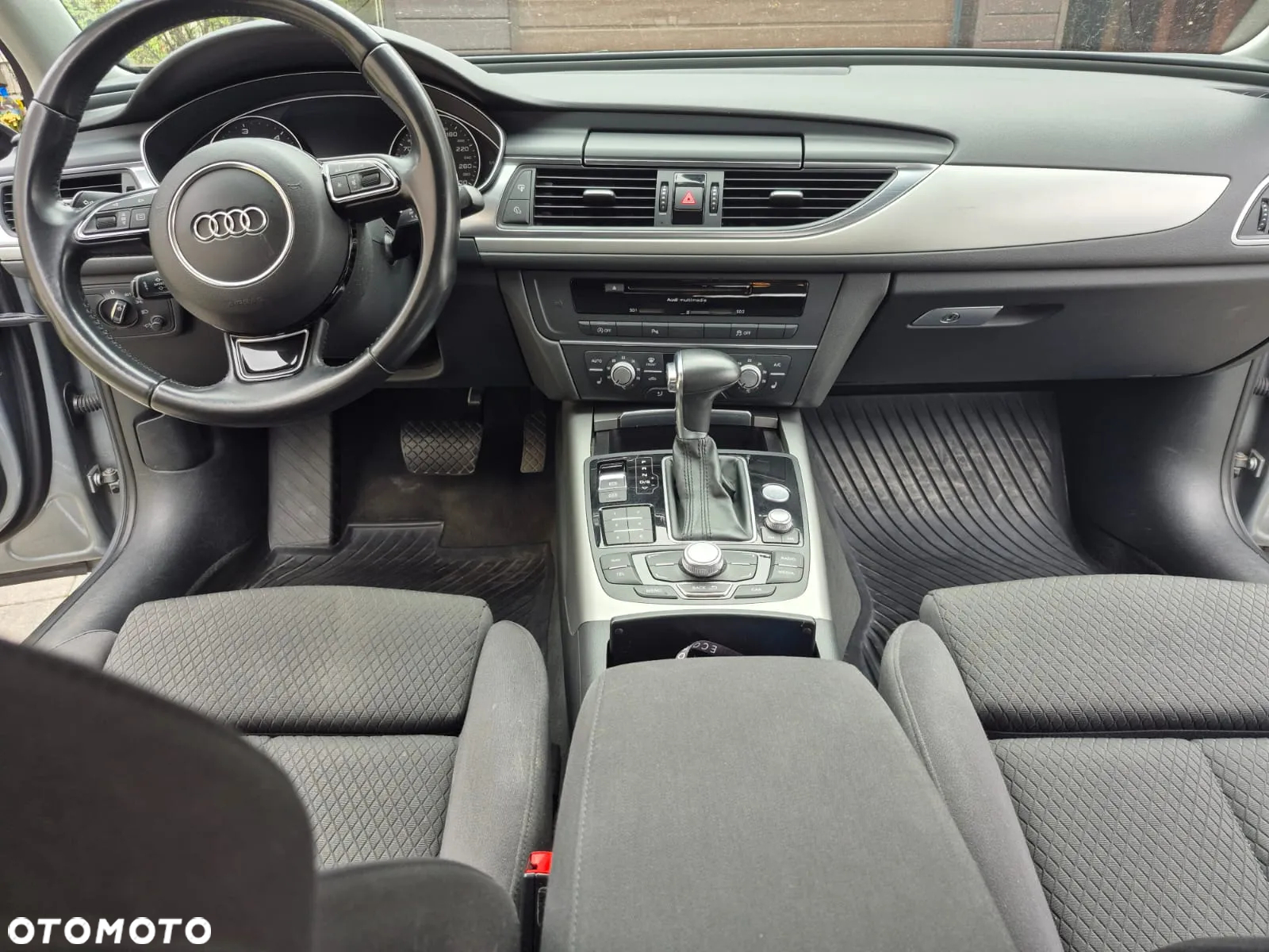Audi A6 Avant 2.0 TDI Ultra S tronic - 11