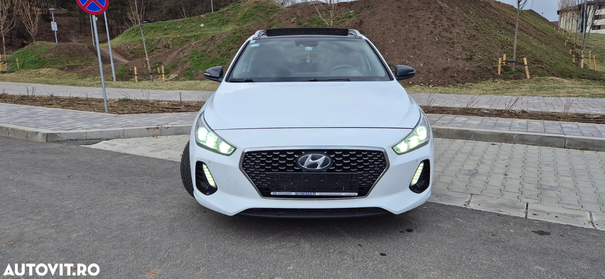 Hyundai i30 Kombi 1.6 CRDI DCT Passion Plus - 25